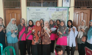 Dosen Uhamka Adakan Pelatihan Pembuatan Sabun Cuci Tangan di Kabupaten Kuningan