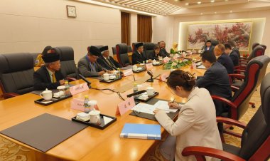 Abdul Mu'ti dan Rombongan Bertemu Wakil Menteri Luar Negeri Republik Rakyat Tiongkok di Beijing