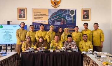 FEB UM Palembang Gelar Rapat Kerja Tahun Akademik 2024/2025