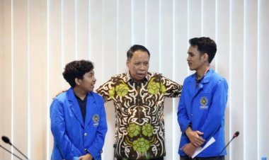 Rektor UMSU Lepas Dua Mahasiswa yang Lolos Program Indonesia International Student Mobility Awards 2024