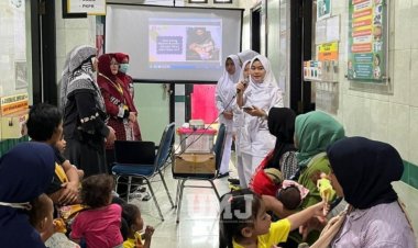 Prodi Kebidanan UMJ Lakukan Penyuluhan ASI Eksklusif kepada Ibu Menyusui di Semper Barat 1 Cilincing