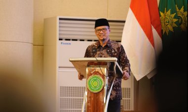 Hadiri Sidang Senat Terbuka dan Launching Fakultas Kedokteran, Haedar Nashir Optimistis UNISA Yogyakarta Dapat Cetak Generasi Unggul