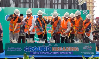 Saad Ibrahim Lakukan Peletakan Batu Pertama Pembangunan Islamic Center Muhammadiyah Ngawi