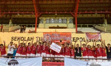 Tim Sepak Bola Fakultas Hukum UMJ Raih juara dalam Piala Djokosoetono 2024