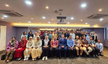 Delapan Mahasiswa Fakultas Hukum UMP Berpartisipasi dalam Program ASEAN Classroom di Malaysia