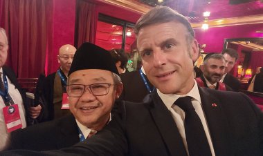 Hadiri Forum Internasional di Paris, Abdul Mu’ti Berdialog dengan Presiden Emmanuel Macron