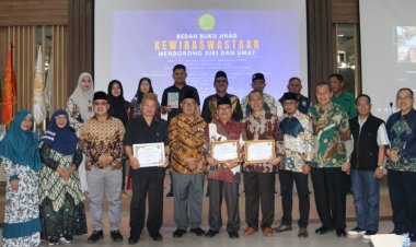 UM Palembang Bedah Buku Jihad Kewiraswastaan Menolong Diri dan Umat