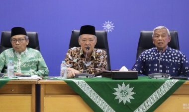 PP Muhammadiyah Gelar Konferensi Pers tentang Pilkada Serentak 2024 dan Politik Uang