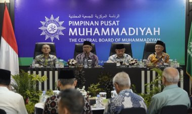 Terima Kunjungan Mendikdasmen, Haedar Nashir Tegaskan Pentingnya Sinergi Pemerintah dan Swasta