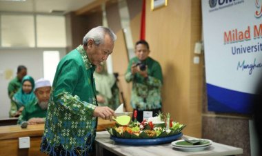 UMS Adakan Tasyakuran Milad Muhammadiyah ke-112