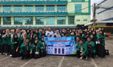 Mahasiswa Prodi PGSD Uhamka Lakukan Kunjungan Studi Komparasi ke Museum Kepresidenan