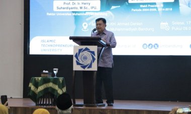 Dadang Kahmad dan Jusuf Kalla Berikan Kuliah Inspiratif di UM Bandung
