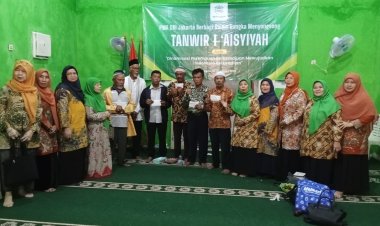 PWA DKI Jakarta Berikan Santunan kepada Lansia dan Dhuafa di Jakarta Utara