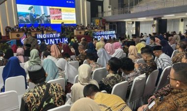 UMP Kukuhkan Empat Guru Besar dari Berbagai bidang Keilmuan