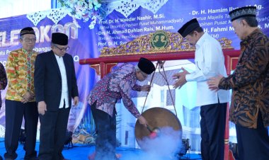 Haedar Nashir Lakukan Peletakan Batu Pertama Gedung Pendidikan Ulama Tarjih Muhammadiyah