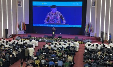 Haedar Nashir: Wasathiyah Itu Bukan Sekedar Bersikap Tengahan, Tetapi Berikan Alternatif dari Tengahan