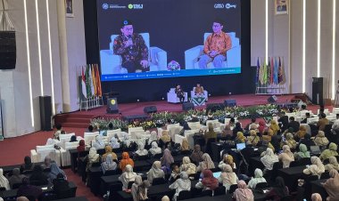 Ustaz Adi Hidayat Jelaskan Wasathiyah di Pengkajian Ramadan 1446 H