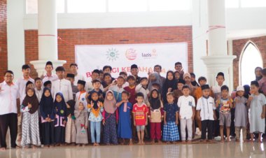Lazismu Cirebon Salurkan Ratusan Kado Ramadan kepada Yatim, Dhuafa, Lansia hingga Disabilitas