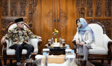 Menkomdigi Ajak Muhammadiyah Tingkatan Literasi Digital Masyarakat