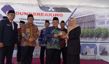 Mendikdasmen Lakukan Peletakan Batu Pertama SD Muhammadiyah Komplek Kolombo