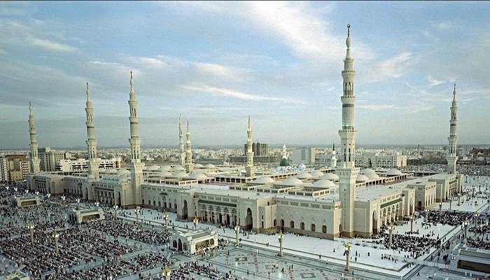 Pemerintah Arab Saudi Bakal Kenakan Denda bagi Jemaah yang Merokok di Area Masjid Nabawi