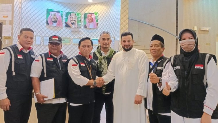 Pastikan Dapat Pelayanan Terbaik, PPIH Tinjau Jemaah Haji di Madinah