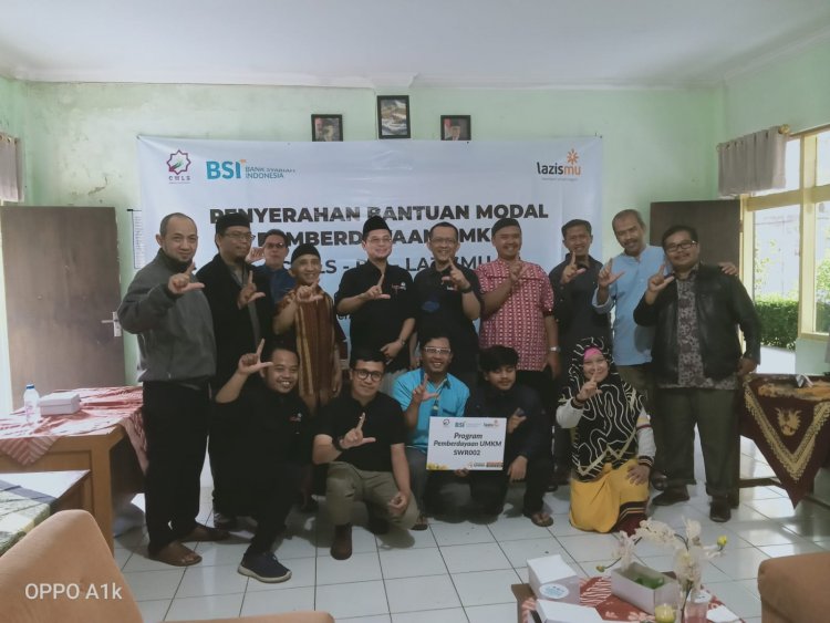 Lazismu Berikan Bantuan Modal Pemberdayaan UMKM di Lembang