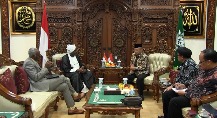 Abdul Mu’ti Terima Kunjungan Dubes Republik Sudan Baru
