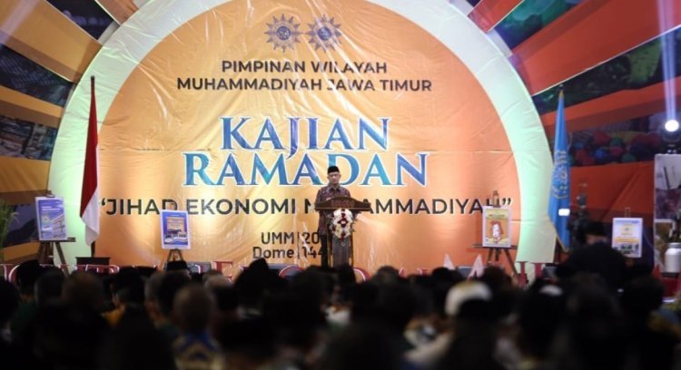 Haedar Nashir Ungkap Tiga Kunci Memajukan Jihad Ekonomi Muhammadiyah di Pengajian Ramadan 1444 H PWM Jatim