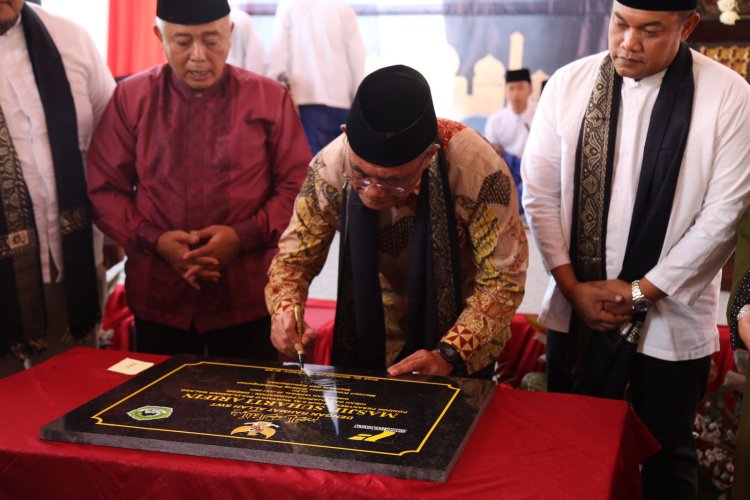 Resmikan Masjid Suharti Arifin, Muhadjir Effendy Berharap Jadi 'Center of Excellence' Santri dan Lingkungan Sekitar