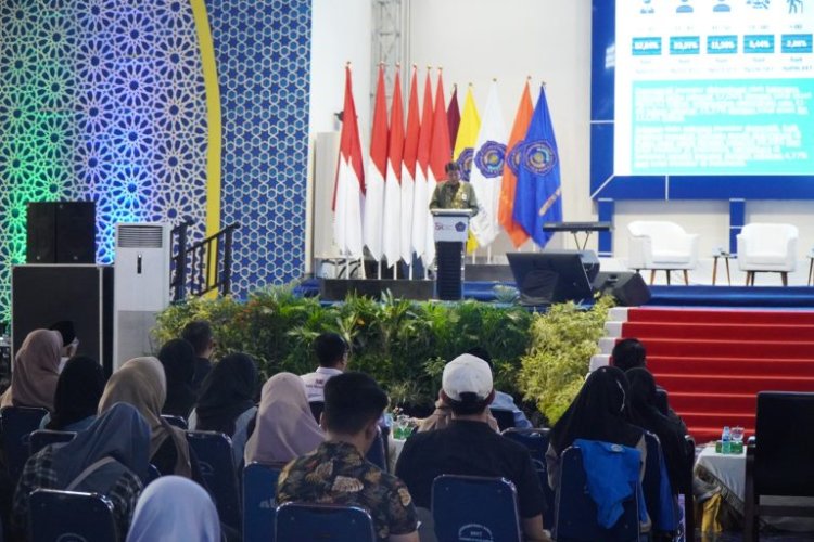 Unismuh Makassar-OJK Sulampua Sosialisasikan Edukasi Keuangan