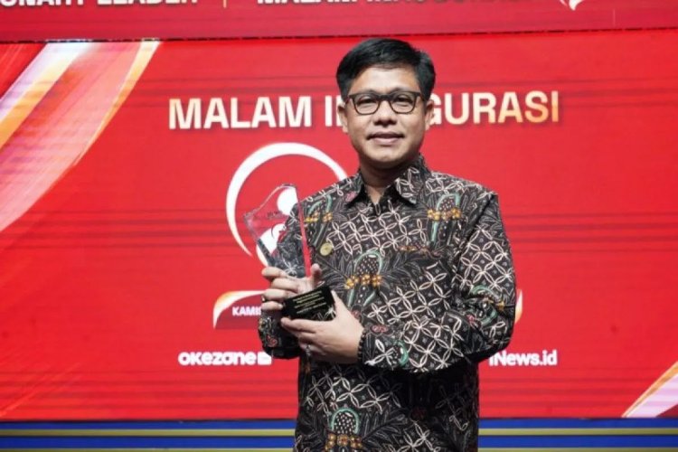 Jebul Suroso Raih Penghargaan di Ajang Indonesia Visionary Leader