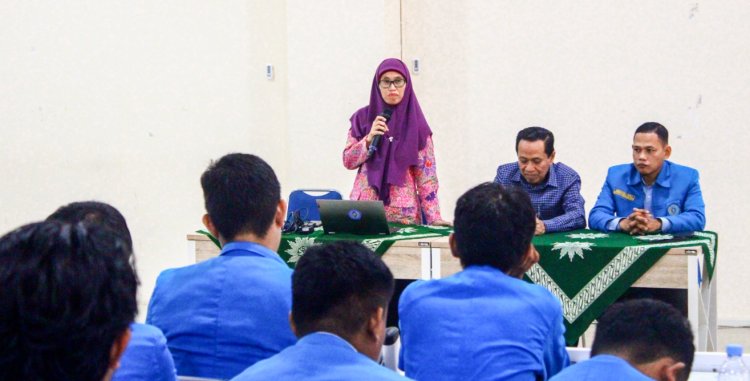 Diikuti 152 Mahasiswa, FAI Unismuh Makassar Berikan Pembekalan Kuliah Kerja Profesi-Plus 2023-2024