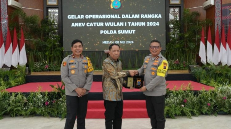 Rektor Agussani Jadi Narasumber Gelar Operasional 'Anev Catur Wulan I 2024' Polda Sumut