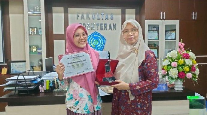 Mahasiswi Fakultas Kedokteran Unismuh Makassar Raih Juara dalam Global Youth Summit 2024