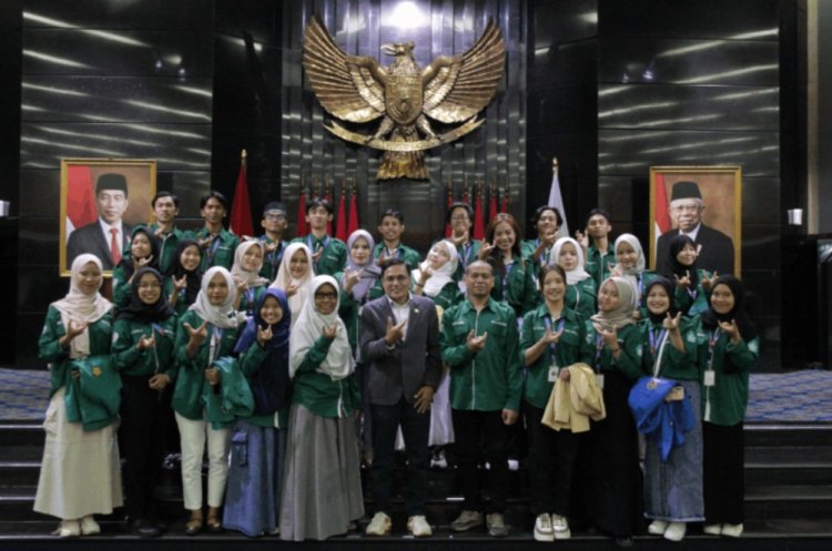 Mahasiswa PMM Batch IV Uhamka Lakukan Kunjungan ke DPRD DKI Jakarta