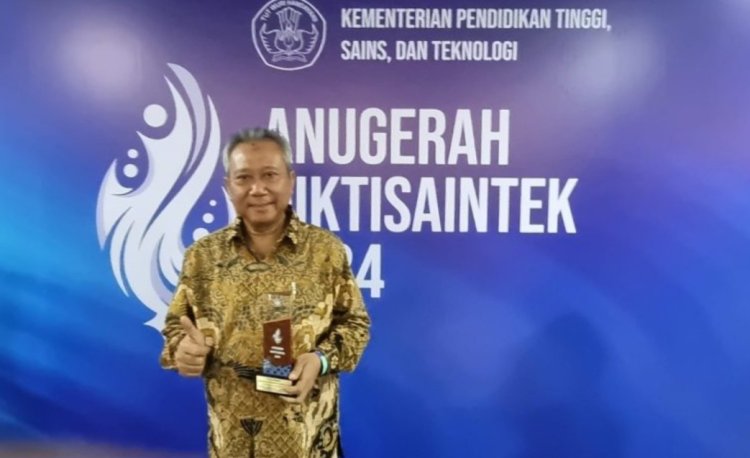 UMS Raih Dua Gold Winner pada Anugerah Diktisaintek 2024