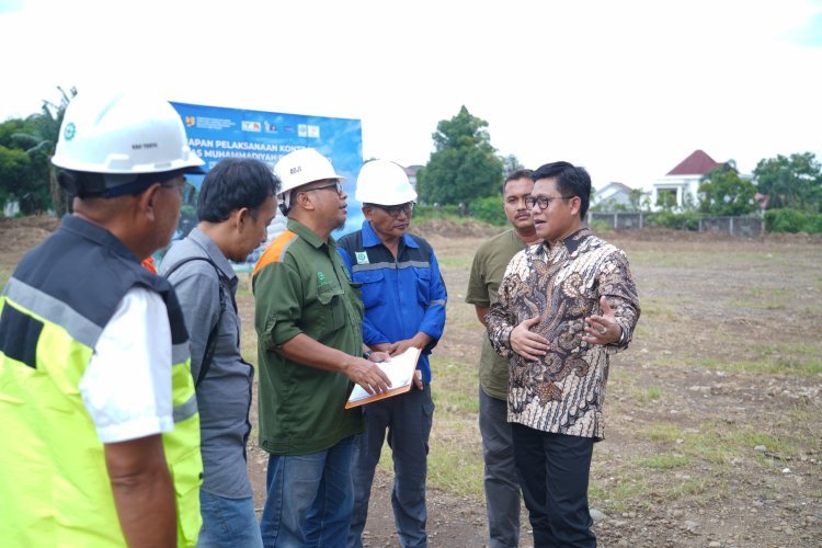 UMP Gelar Doa Bersama dan Santunan Anak Yatim Piatu dalam Kick Off Pembangunan Kampus II