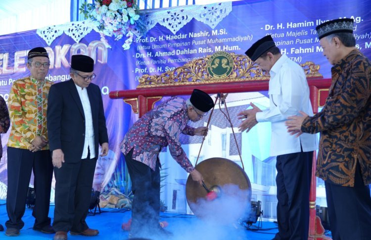 Haedar Nashir Lakukan Peletakan Batu Pertama Gedung Pendidikan Ulama Tarjih Muhammadiyah