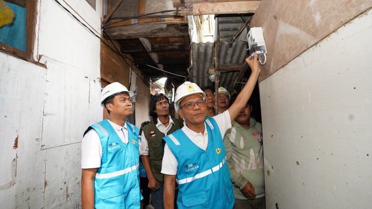 PLN Berikan Bantuan Pasang Baru Gratis untuk Masyarakat yang Membutuhkan