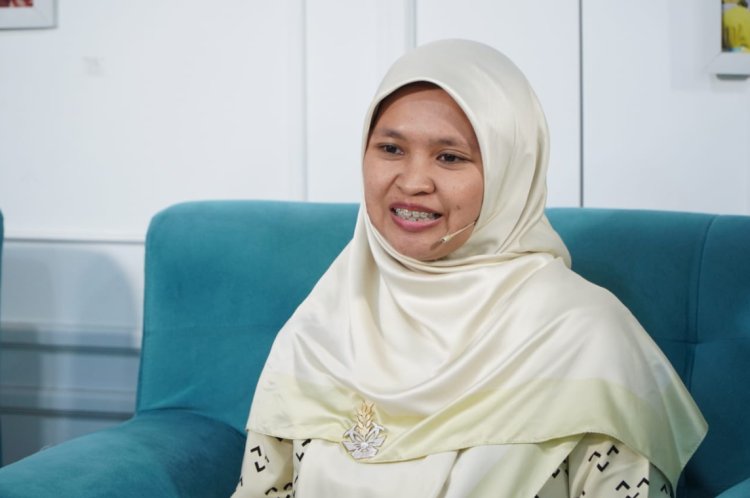 Perempuan Tangguh, Cerahkan Peradaban